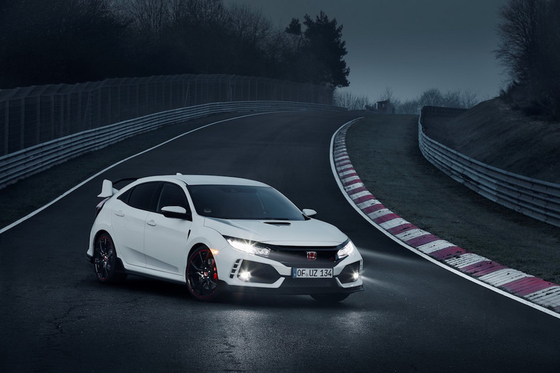 Honda Civic Type R ponownie królem Nurburgringu