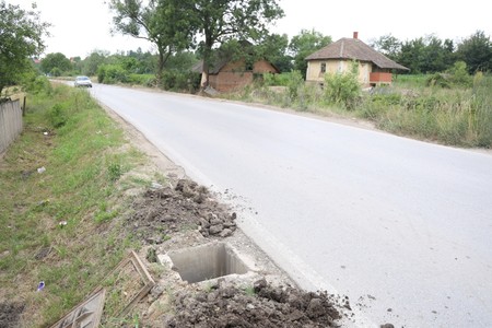 Ceroviti potok, Mali Crljani, autobus sletio s puta