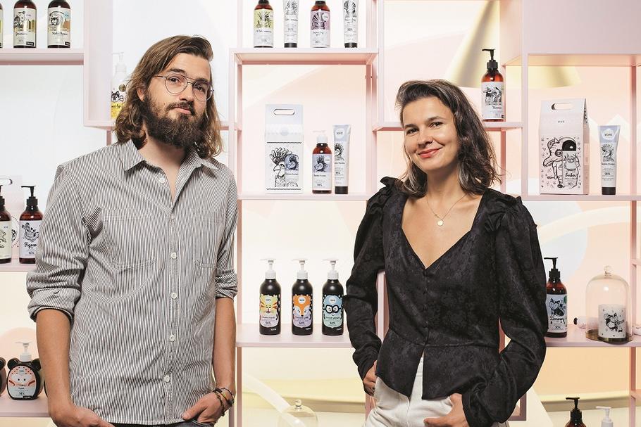 Karolina Kuklińska-Kosowicz i Paweł Kosowicz, właściciele  firmy Yope, spopularyzowali w Polsce mydła w płynie. Dziś sprzedają ich 200 tysięcy miesięcznie