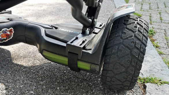 Sitze für Hoverboards: Elektro-Kart statt Balancing-Board | TechStage