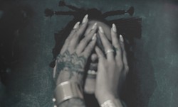 Rihanna nareszcie: nowa płyta gotowa, a singiel już jest