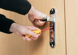 Jak można bronić się przed włamywaczem