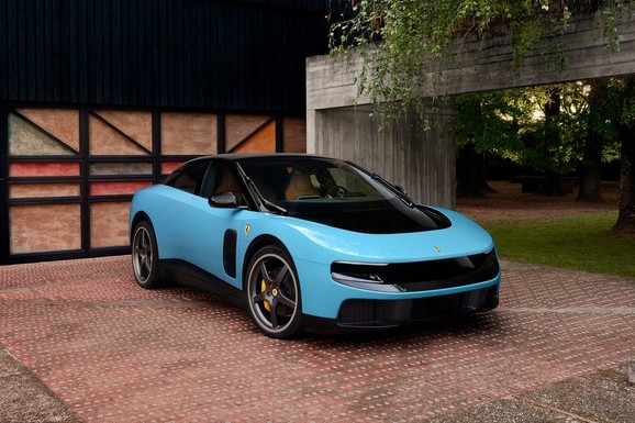 Ferari predstavio svoj prvi potpuno električni automobil od pola miliona evra: Akcije odmah pale za 7 odsto