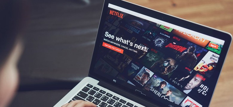 Najpopularniejsze seriale Netflixa w Polsce w październiku. Co oglądać?