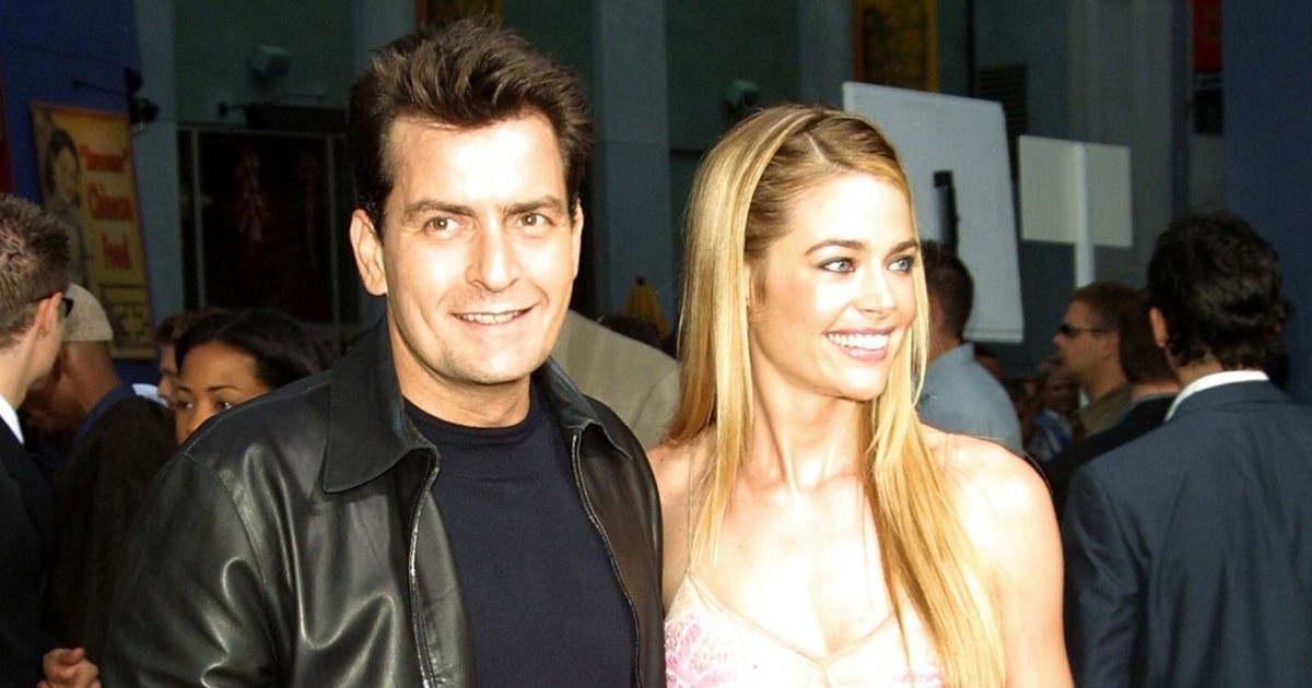 Szívdöglesztő falatnyi fehérneműjében Charlie Sheen és Denise Richards lánya, aki szexmunkásnak nevezte magát - forró fotók