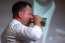 Lekarz krytykuje zachowanie Mentzena. "Głupota nie zna granic"