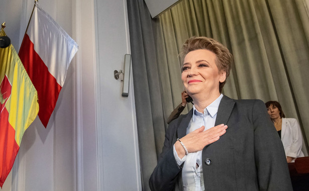 Od wczoraj Hanna Zdanowska oficjalnie sprawuje mandat prezydenta Łodzi.