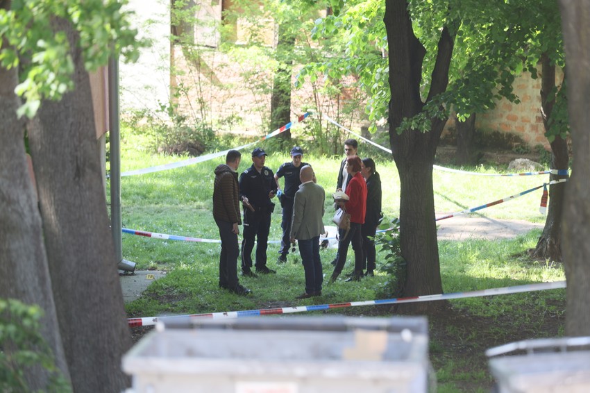 Inspektori na mestu ubistva na Konjarniku