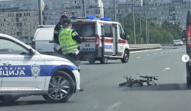 Poginuo biciklista na ulasku na Novi Beograd sa autoputa Miloš Veliki