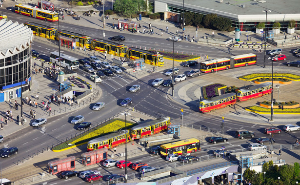 Zamknięte ulice w centrum, zakazy parkowania. Mnóstwo utrudnień w Warszawie w czasie szczytu NATO