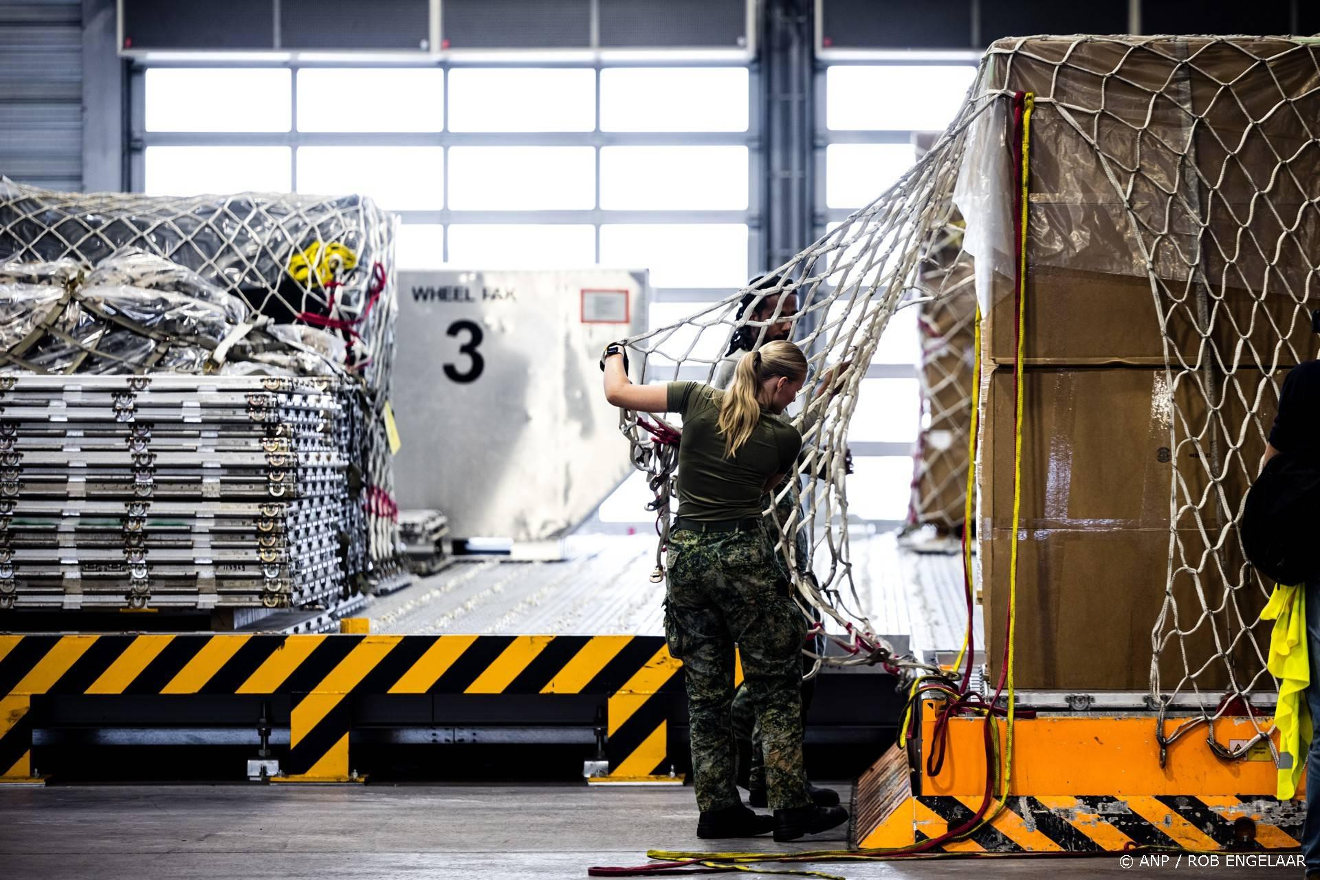 Нидерландский C-130 стартует в Газе