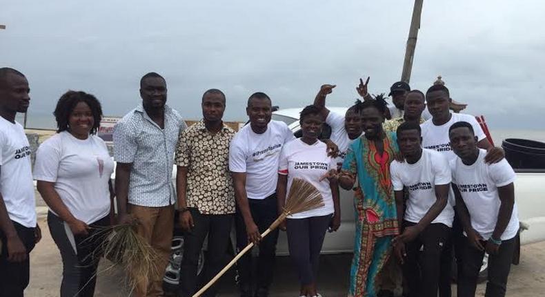 Abeiku Santana supports Guba Foundation