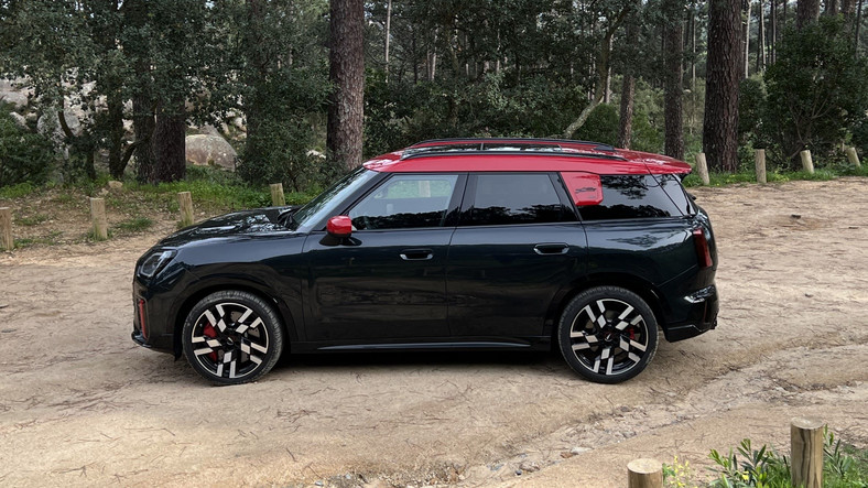 MINI Countryman (trzecia generacja; od 2023 r.; wersja JCW)