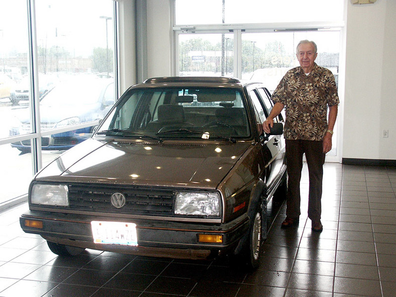 VW: Jetta z roku 1986 z prawie milionem na liczniku