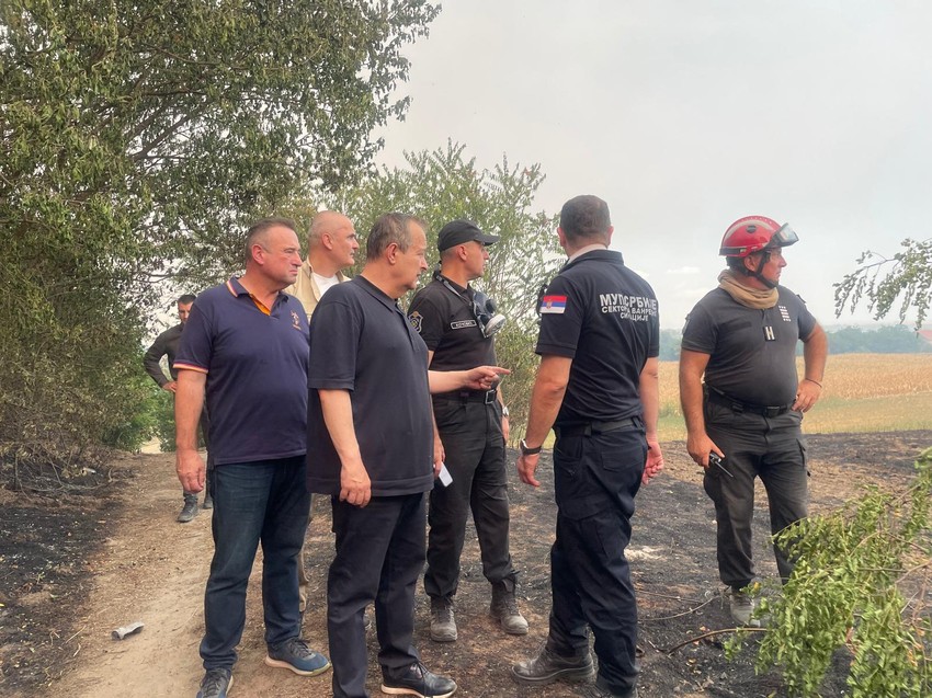 Ministar Ivica Dačić u Deliblatskoj peščari
