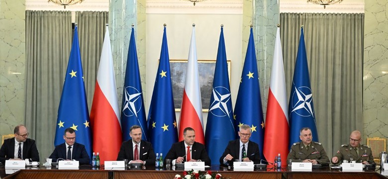 Polska uczestnikiem wojny hybrydowej. Prezydent Nawrocki na RBN wzywa do zwiększenia wydatków na obronność