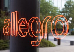 allegro wycofuje się z bałkanów. gigant sprzedaje spółki w słowenii i