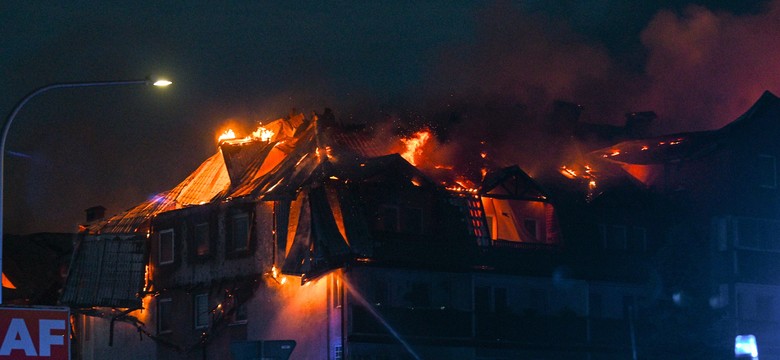 Setki osób bez dachu nad głową po wielkim pożarze w Ząbkach. Działa sztab kryzysowy