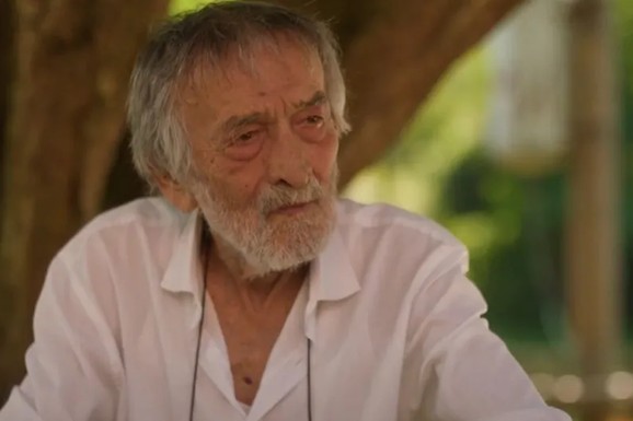 LEGENDARNOG GLUMCA U SERIJI "IZVOR" JE MALO KO PREPOZNAO Proslavio se ulogom u "Srećnim ljudima", evo koliko se promenio