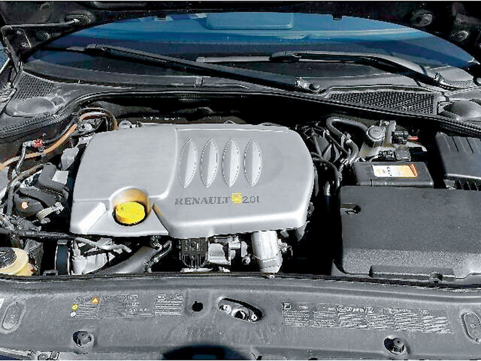 Renault Laguna II którą wersję warto kupić z benzyną czy