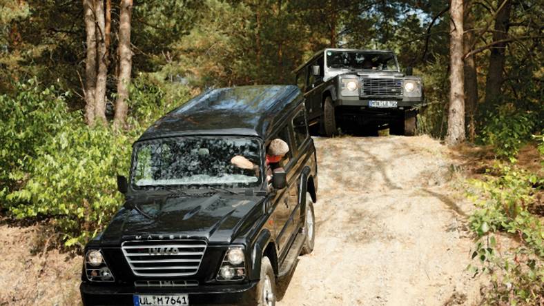 Ekstremaliści Czyli, Land Rover Defender kontra Iveco Massif