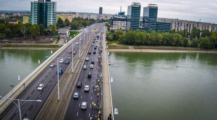 Az Árpád hid óbudai hídfőjénél kezdődnek az átalakítások/Fotó:MTI - Ruzsa István