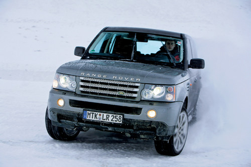 Porównanie ośmiu aut z napędem 4x4. Sprawdziliśmy kto jest lepszy na śniegu?