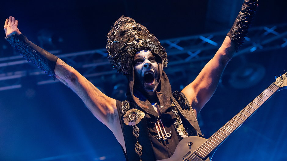 Adam "Nergal" Darski na koncercie zespołu Behemoth