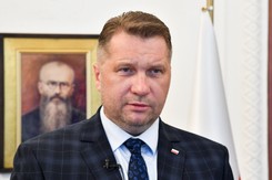 Czarnek: Są realne szanse na reparacje od Niemiec. Mamy na to sposoby