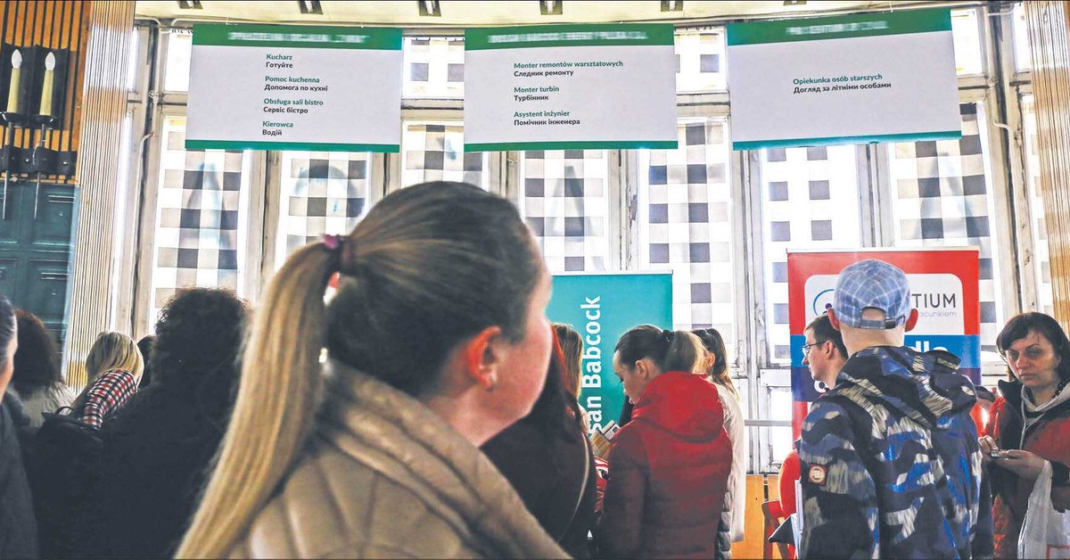 Polityczna gra w 800+