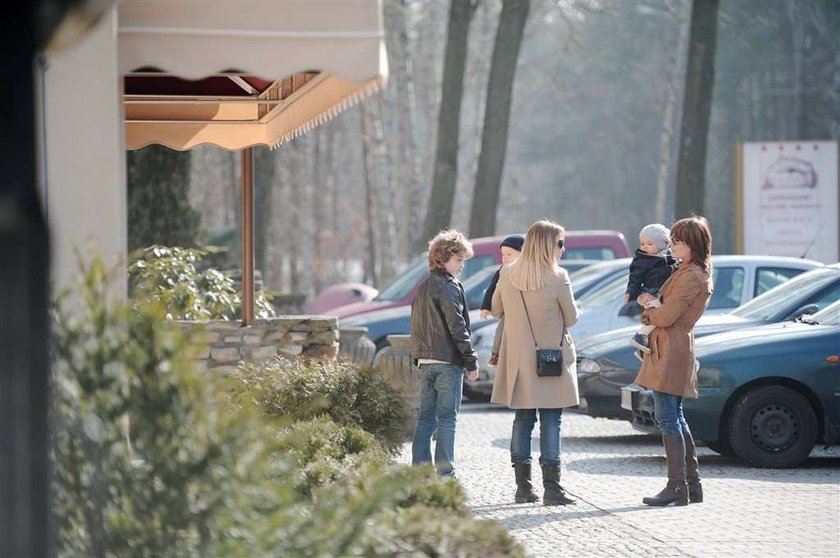 Dorota Gawryluk z córeczką. Foto