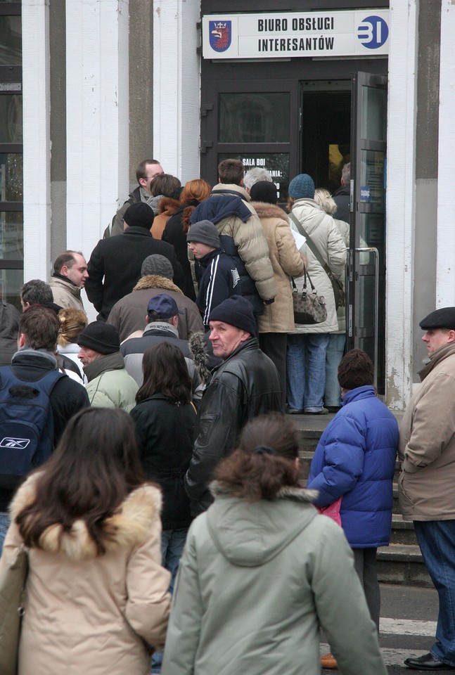 SZCZECIN KOLEJKA WYMIANA DOWODÓW OSOBISTYCH