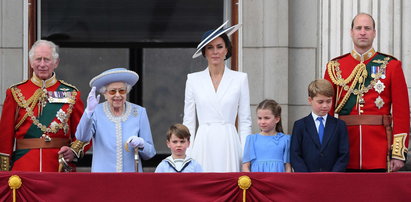 Dla niego to była po prostu prababcia. Najmłodszy synek Williama i Kate nie rozumie, co się stało z królową