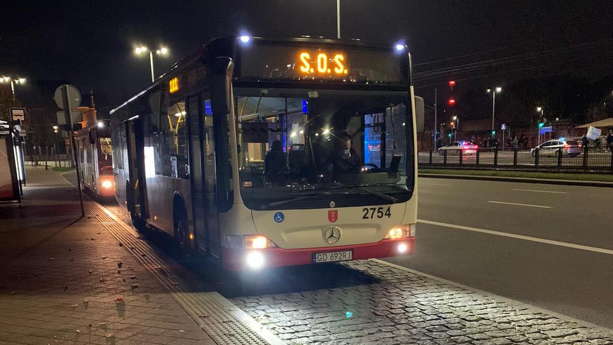 Gdańsk: "Autobus SOS - pomoc". Wsparcie dla bezdomnych i potrzebujących