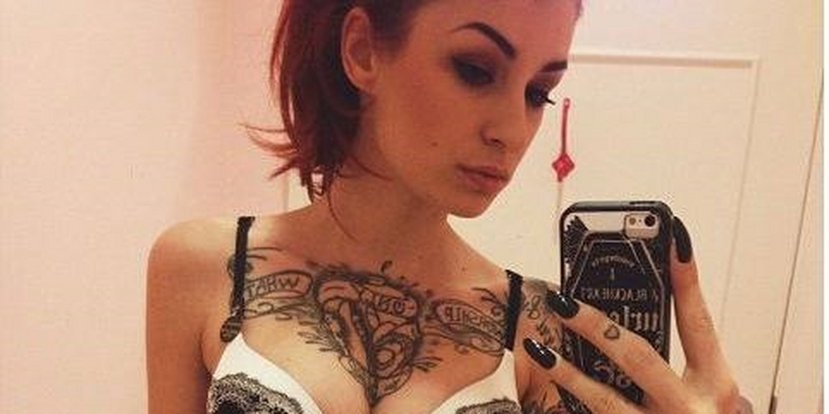sexy tatuaż