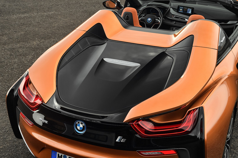 BMW i8 Roadster