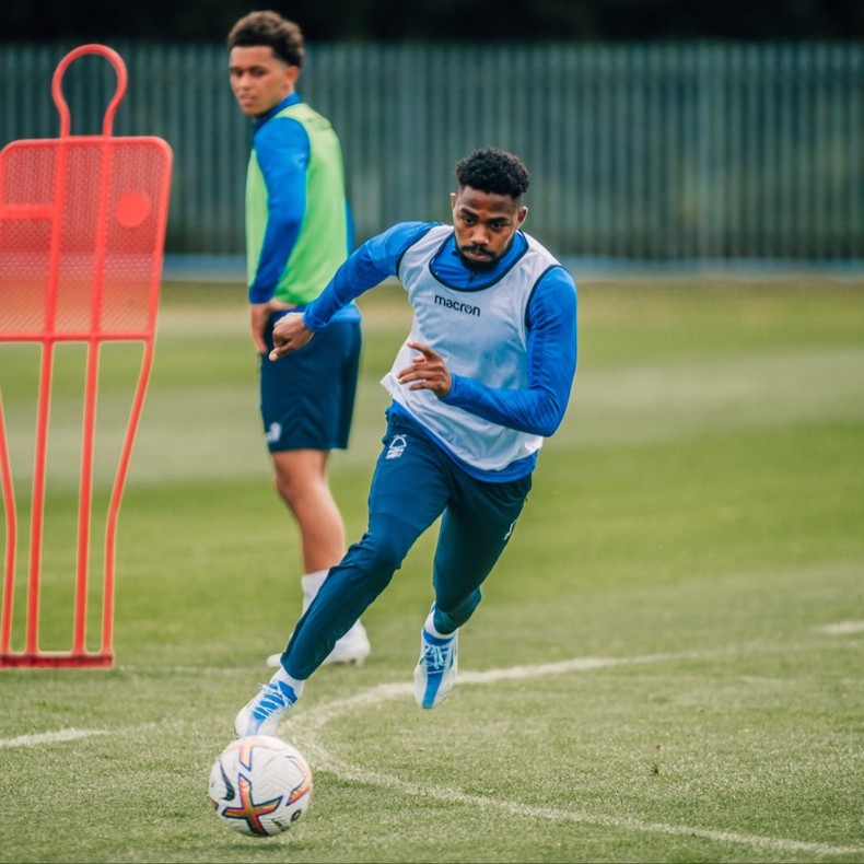 Emmanuel Dennis a rejoint Nottingham Forest cet été depuis la basse altitude de Watford