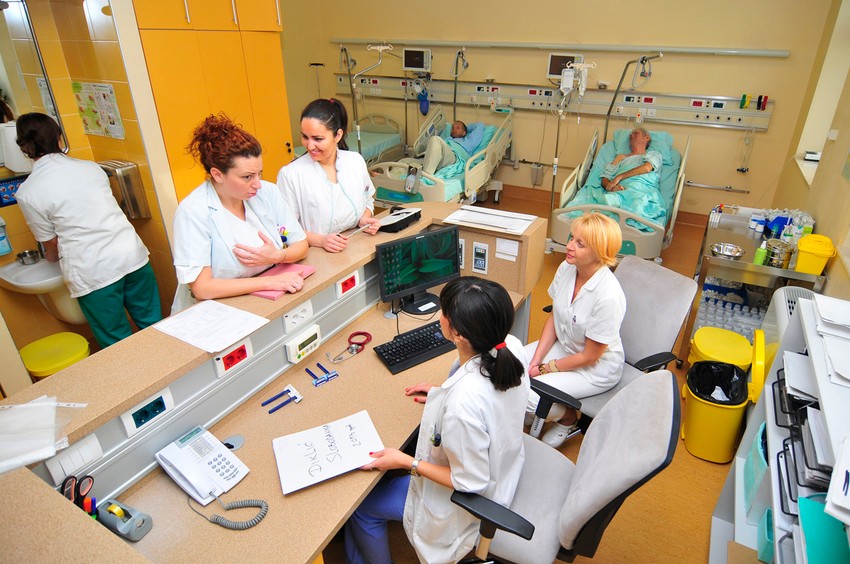 Pacijent se isti dan posle zahvata pušta kući, što je velika prednost, ali ova metoda se ne radi kod cisti i malignih tumora