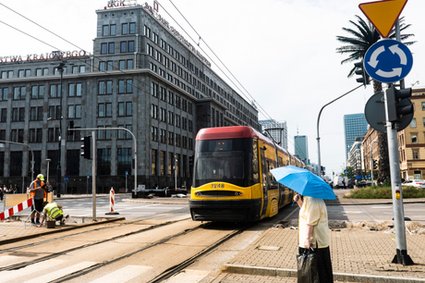 Tramwaj będzie dobrem luksusowym? Taki scenariusz realizuje się w całej Polsce