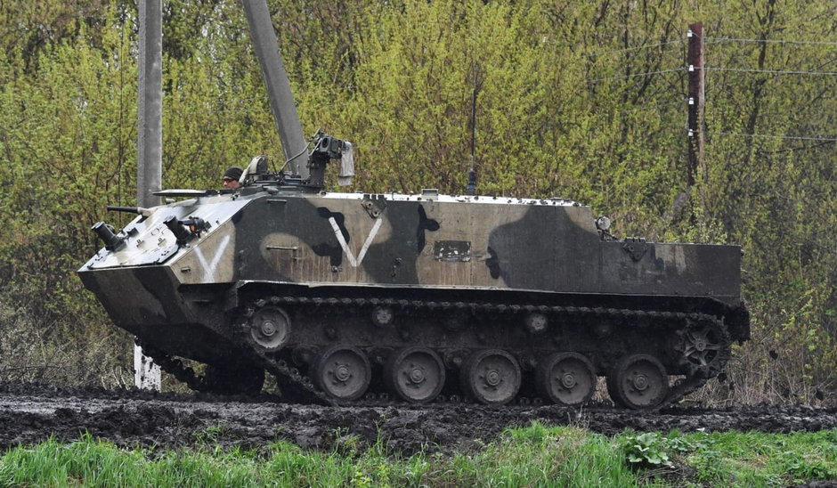 Uniwersalny transporter opancerzony desantu BTR-MDM Rakuszka-M jest pojazdem komplementarnym dla BMD-4.