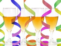 Czy dziecięcy szampan to dobry pomysł? "Mamy petardę psychologiczną"