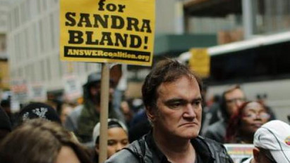 Nyilvánosan osztotta ki apja Quentin Tarantino-t