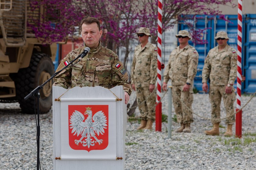 Prezydent Andrzej Duda i minister obrony Mariusz Błaszczak odwiedzili  bazę Bagram w Afganistanie