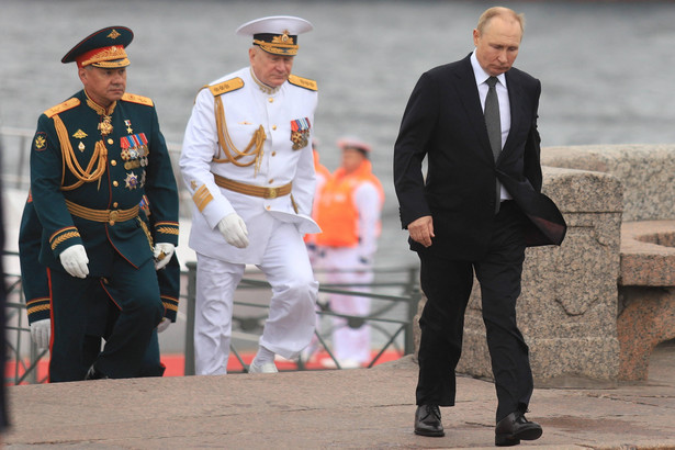 Władimir Putin, Siergiej Szojgu i Nikołaj Jewmienow