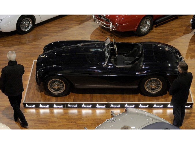 W Essen zakończyła się wystawa Techno Classica. Impreza jest uznawana za największe niemieckie targi pojazdów historycznych i zabytkowych. W naszej galerii mamy kilka perełek dawnej motoryzacji - auta warte są bardzo poważne pieniądze...