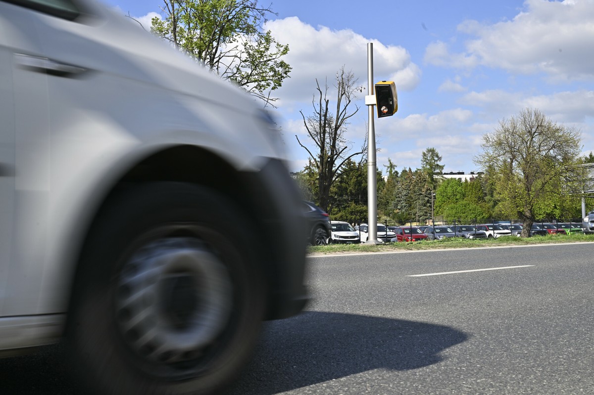 Kierowcy nie mają szans. Zamontowali nowe fotoradary, które widzą wszystko