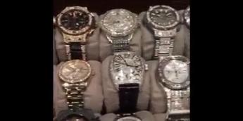 Floyd Mayweather Showed Off 2 New Diamond Covered Watches on Instagram