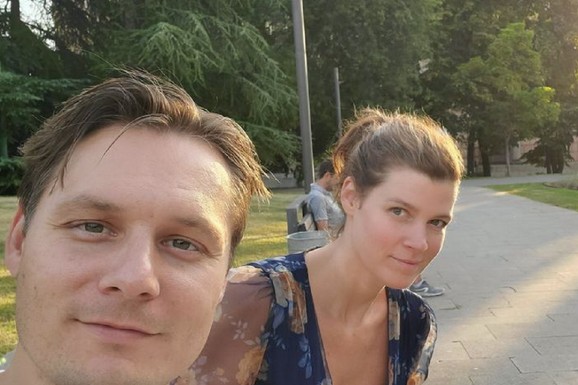 "KAKO SIN NA SRPSKOM DA MI PREPRIČAVA SVE, BOLJE NA ENGLESKOM" Glumica smatra da joj je preseljenje iz Srbije najbolja odluka: "Nisam smela da izađem iz Amerike"