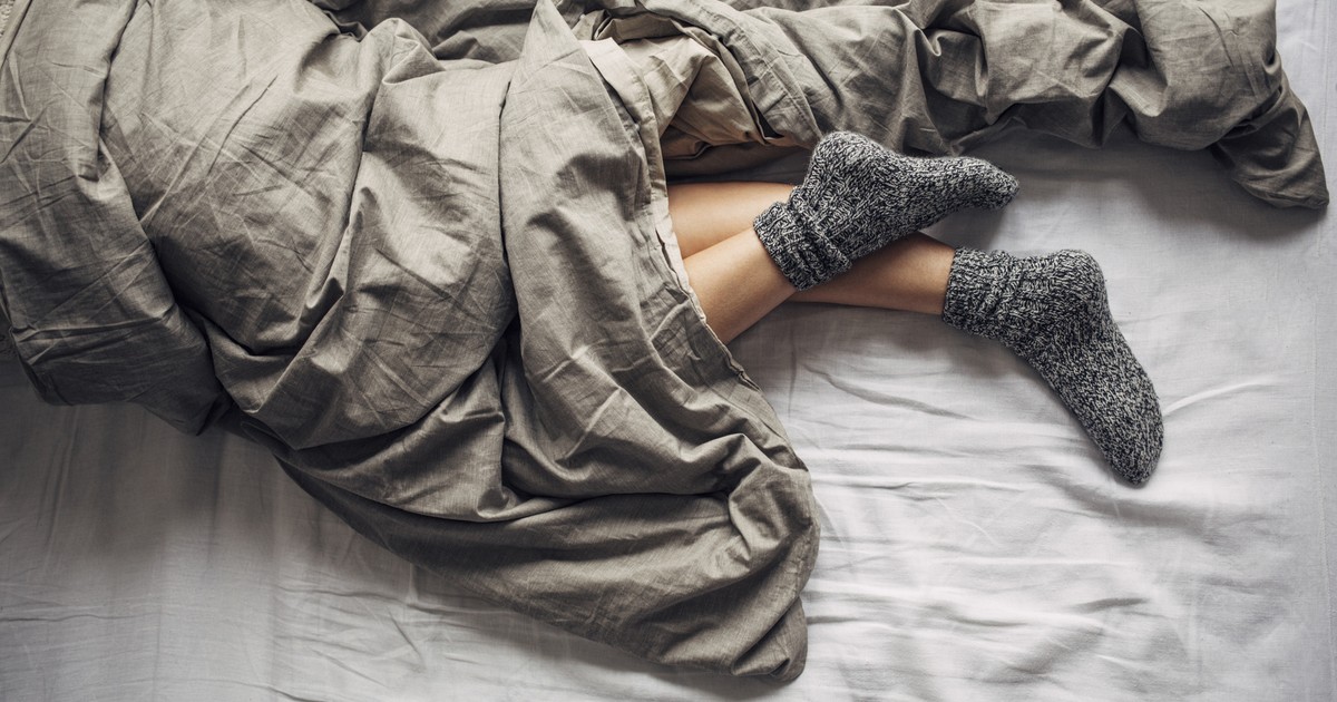 Wearing socks to bed 5 reasons to start doing it Pulse Ghana