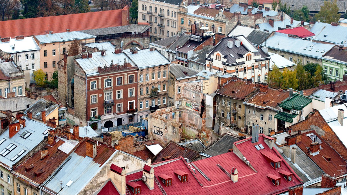 Władze Lwowa, jednego z gospodarzy ukraińskiej części rozgrywek Euro 2012, rozpoczęły akcję znakowania kawiarń i restauracji, godnych polecenia przybywającym do tego miasta turystom.